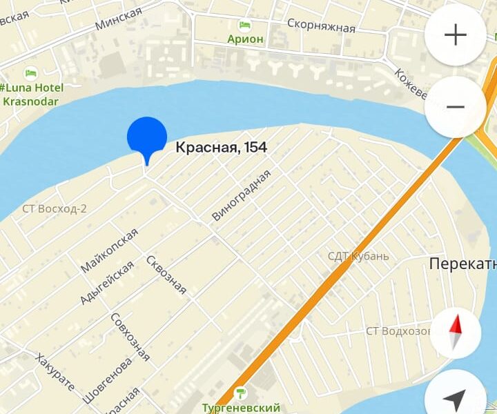 Напротив ЮМР