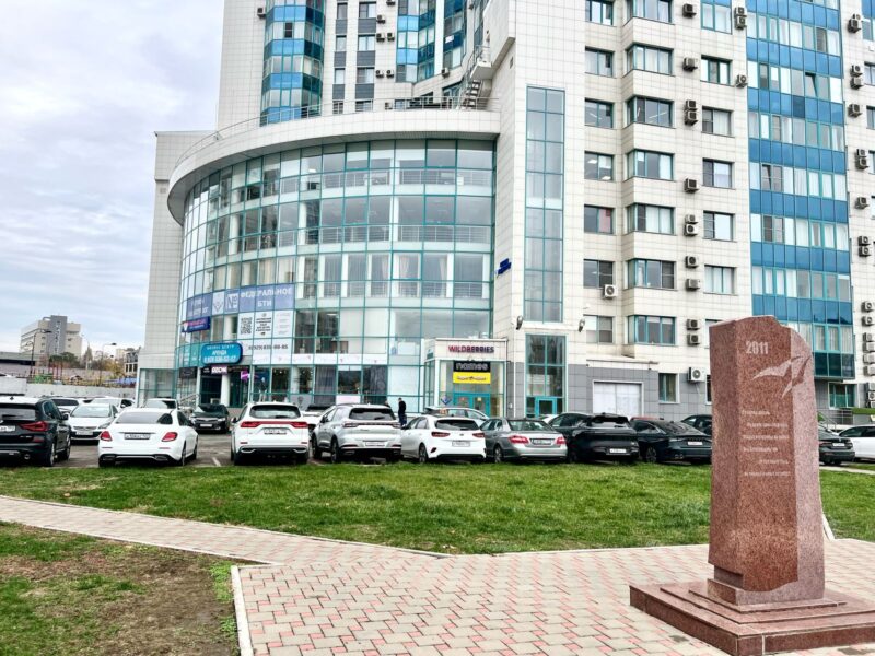 Кубанская Набережная 37/11