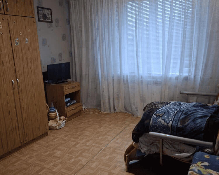 Ул. Думенко, 10