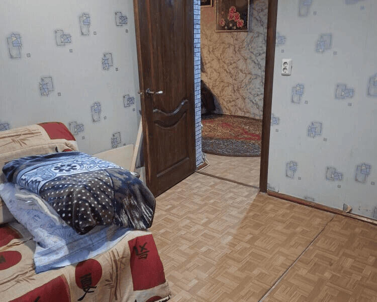 Ул. Думенко, 10