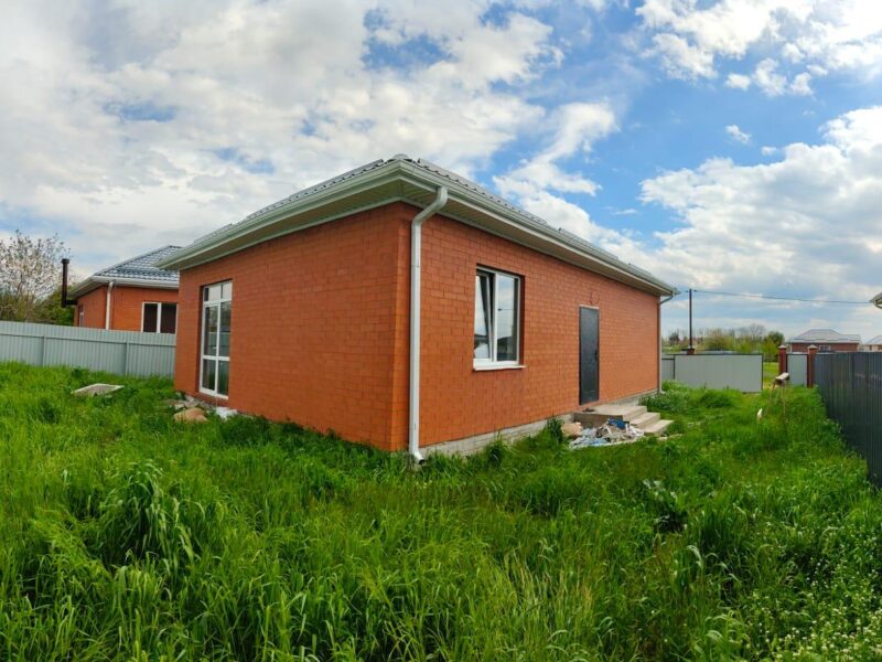 С. Красносельское, Российская ул.