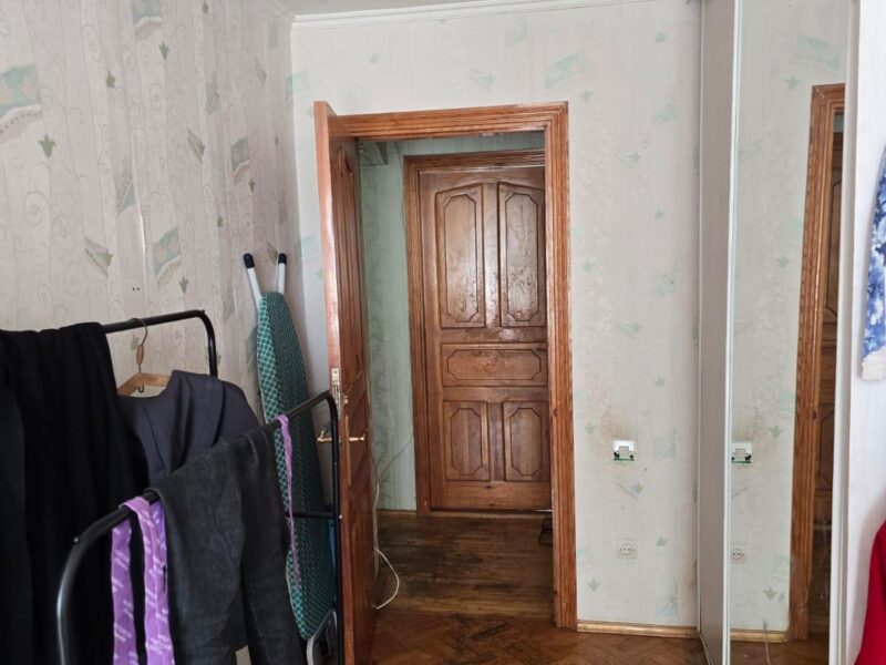 Бургасская 37