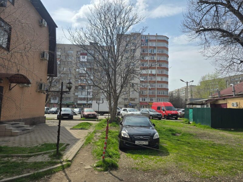 Бургасская 37