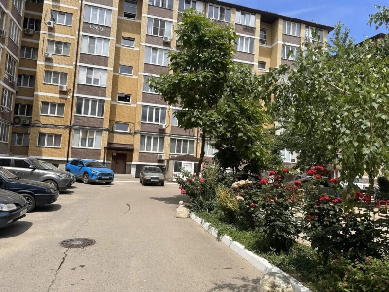 Есенина 94