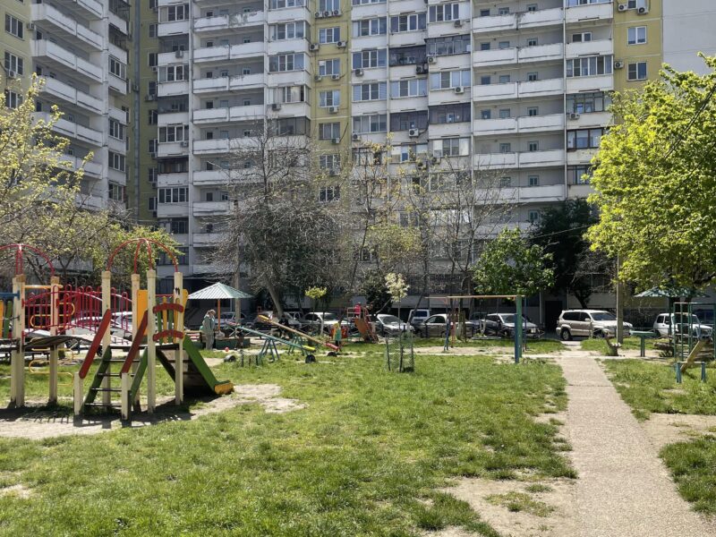 Ул. Лукьяненко, 103