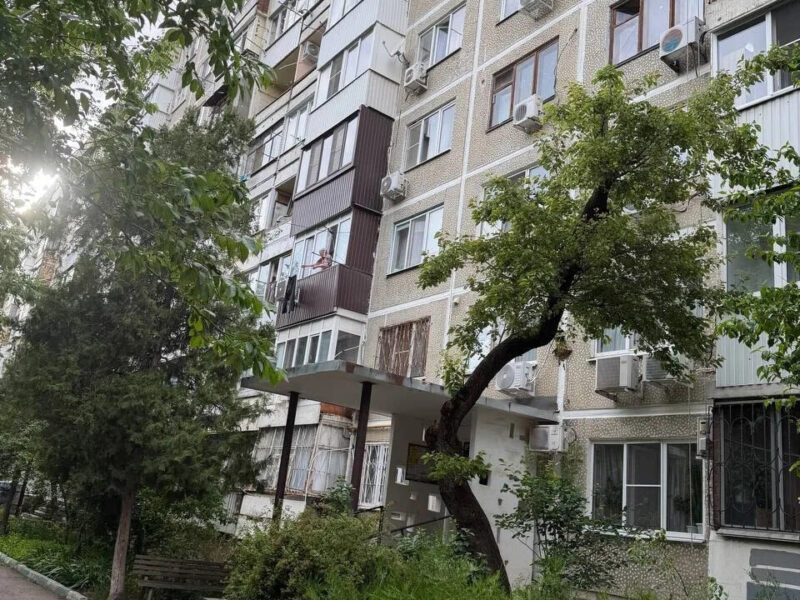 Атарбекова 17