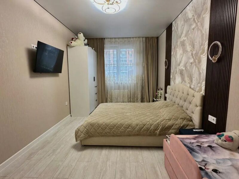 Ул. Заполярная, 37, к.5
